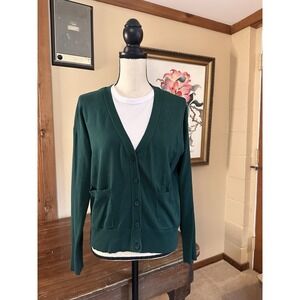 A New Day Size Medium Long Sleeve Green  Sweater V-Neck w/ Pockets.